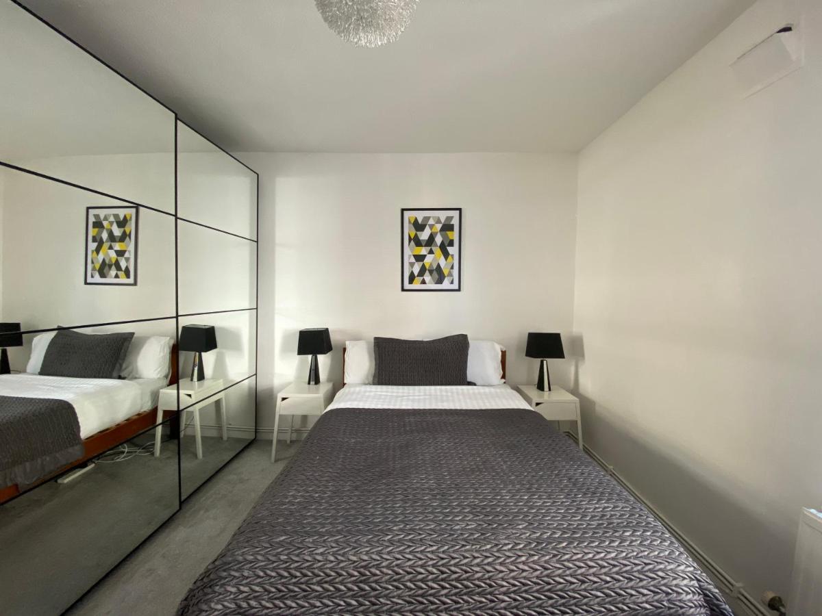 One Bedroom Flat In Fulham Londra