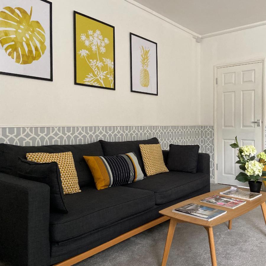 One Bedroom Flat In Fulham Londra